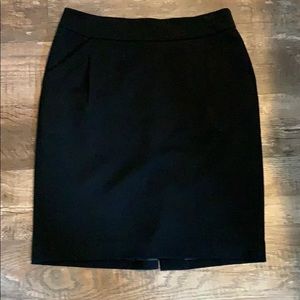 Black lined pencil skirt
